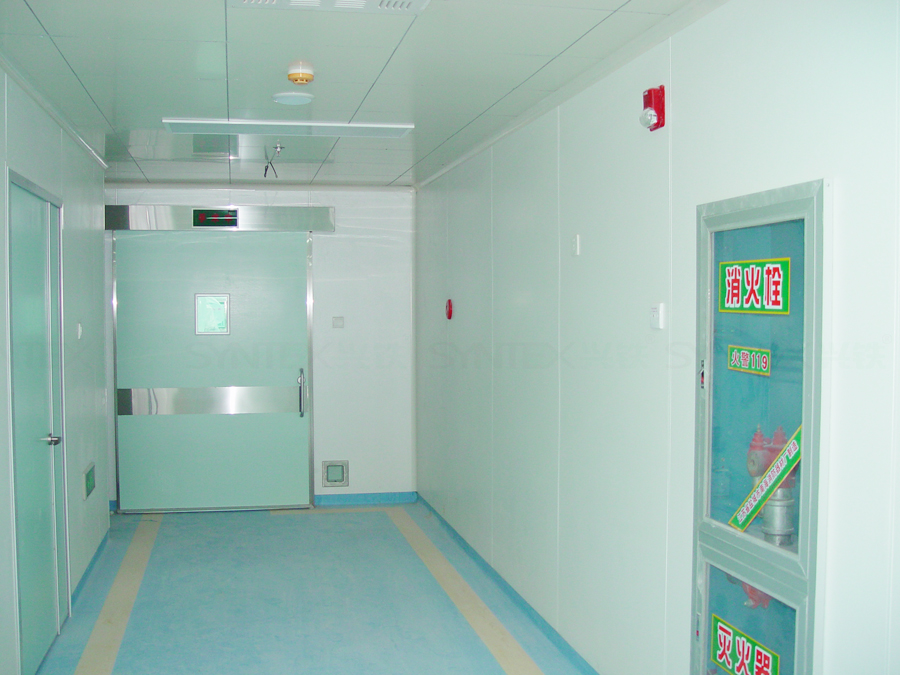 手術(shù)室門(mén).jpg